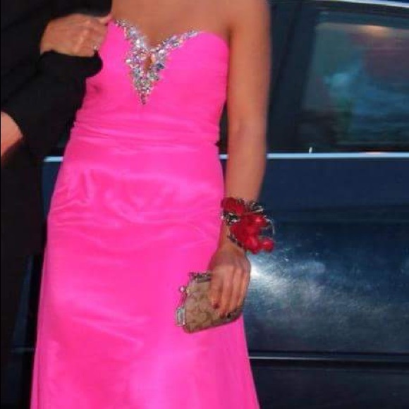 Dresses & Skirts - Hot pink Prom Dress